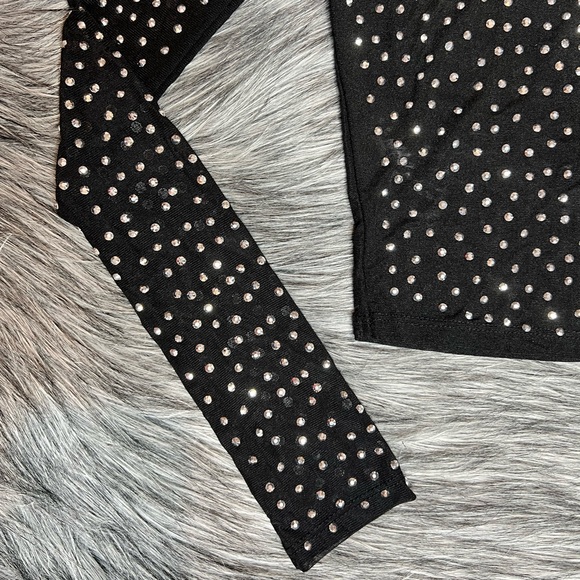 Embellished Long Sleeve - Picture 5 of 5